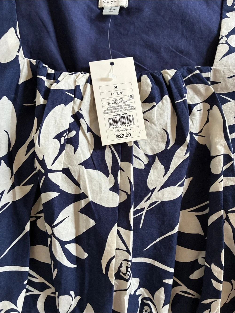 NWT a new day Navy & White Floral Cotton Tank with elastic waist